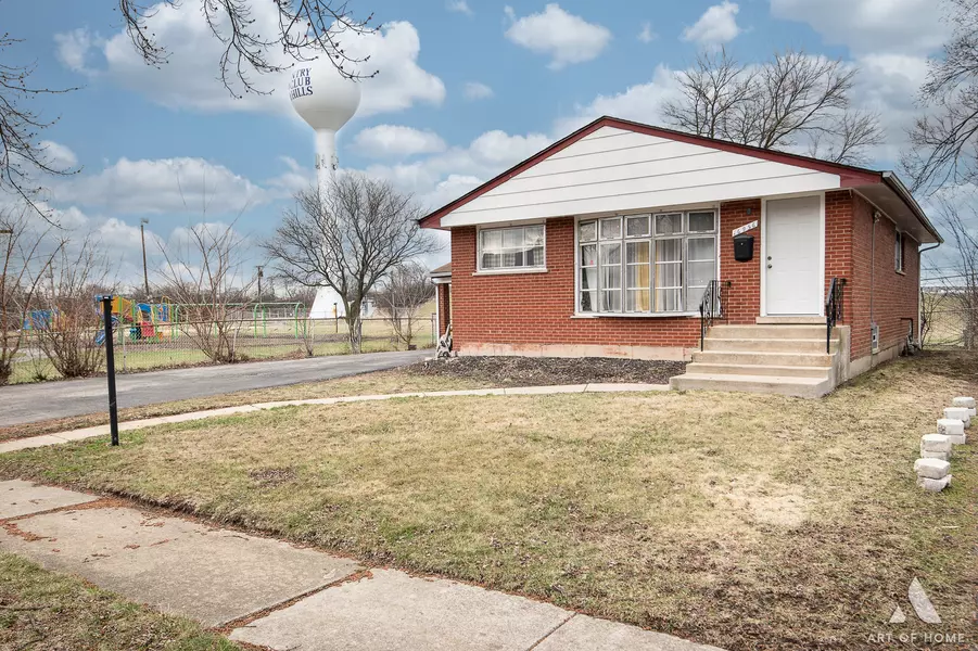 16956 Sunset Ridge DR, Country Club Hills, IL 60478