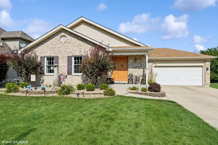 1908 Chestnut Hill RD, Plainfield, IL 60586