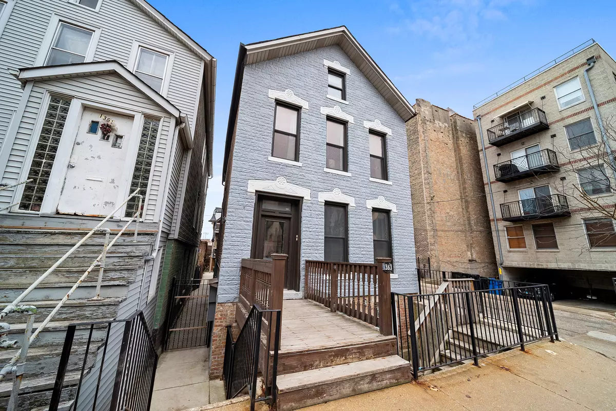 Chicago, IL 60642,1363 W Walton ST