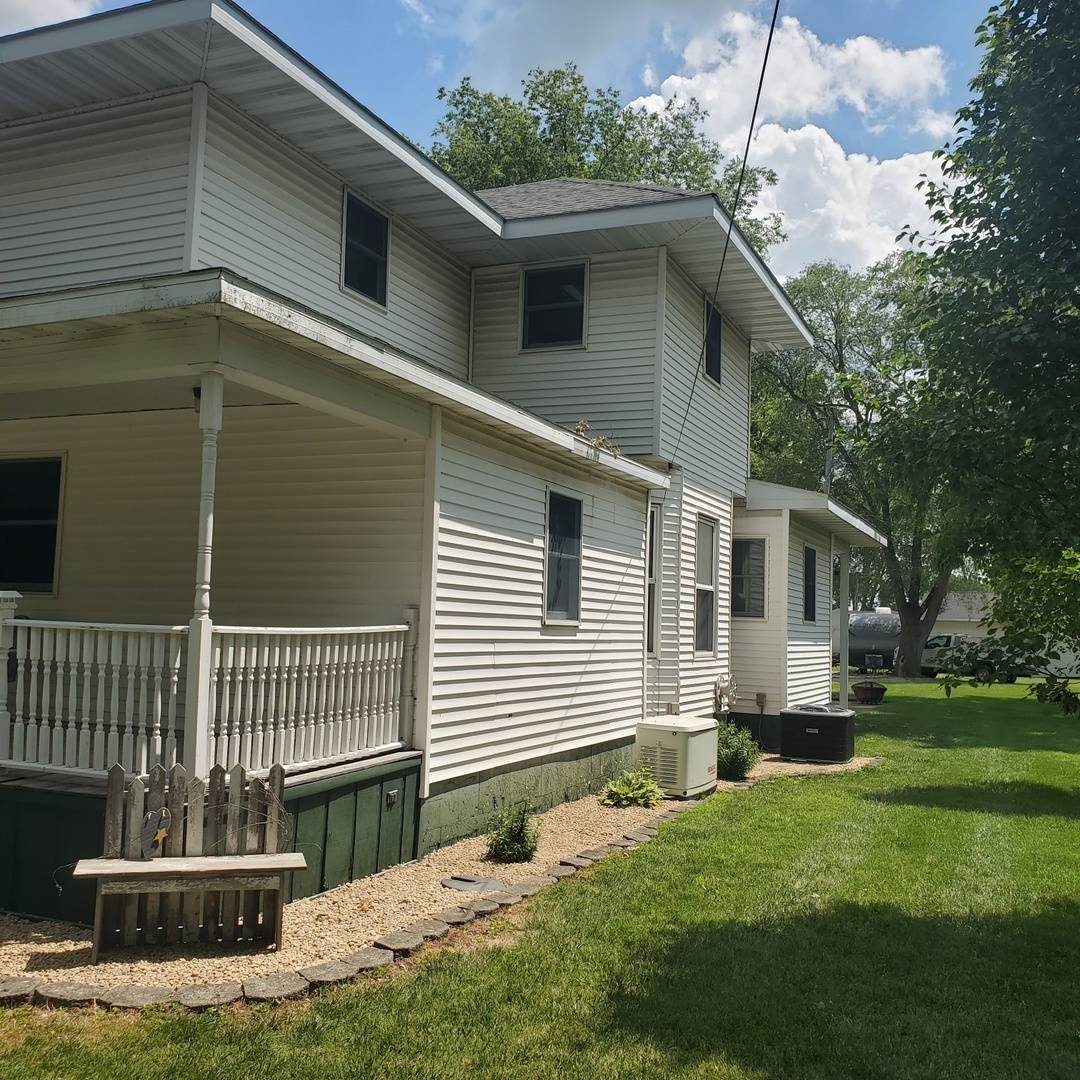 Milford, IL 60953,305 N Axtel AVE