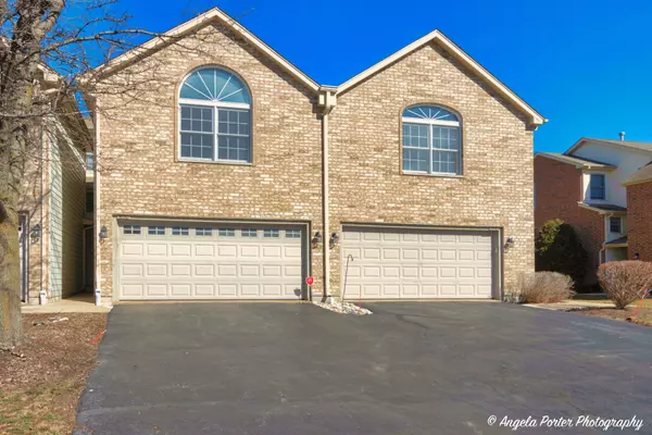 5850 Fieldstone TRL, Mchenry, IL 60050