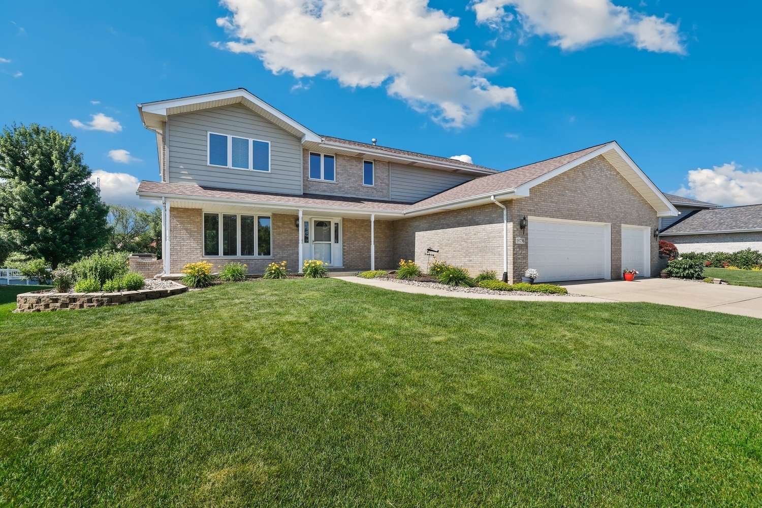 Tinley Park, IL 60487,19736 Edgebrook LN