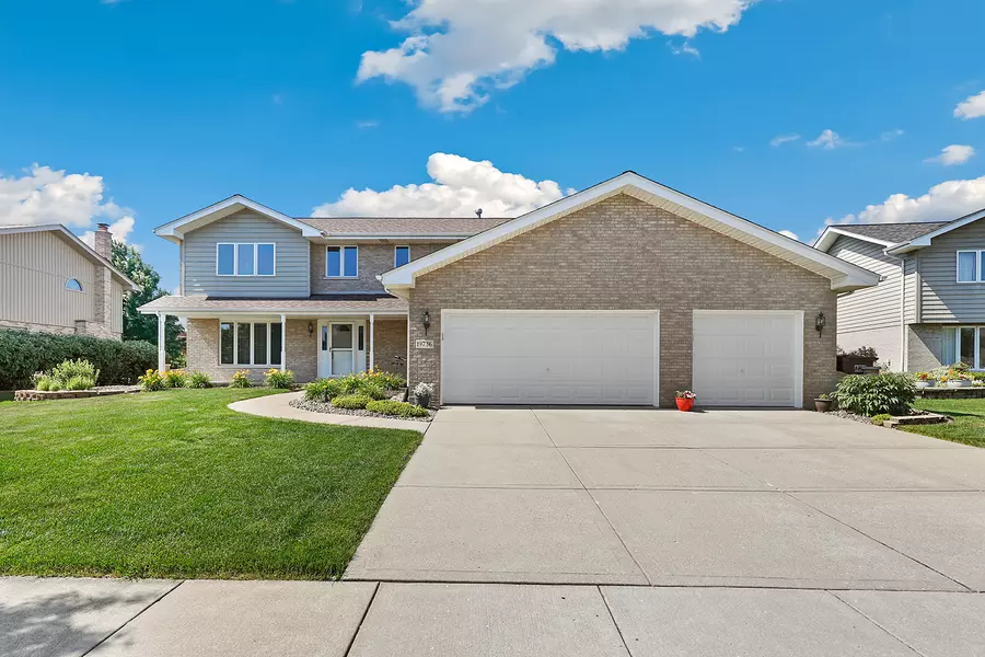19736 Edgebrook LN, Tinley Park, IL 60487