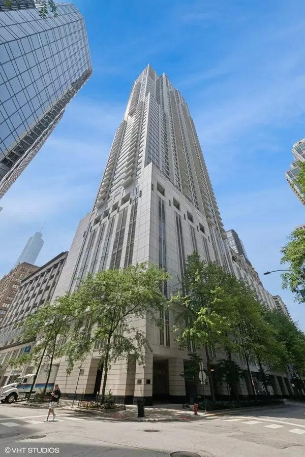 55 E Erie ST #4102, Chicago, IL 60611