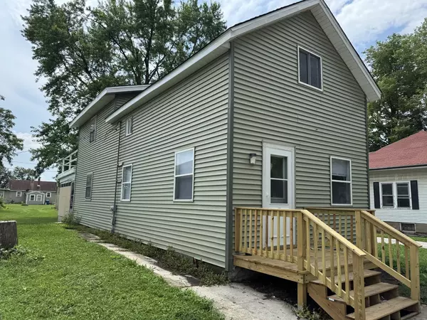 309 W Owsley ST, Chenoa, IL 61726