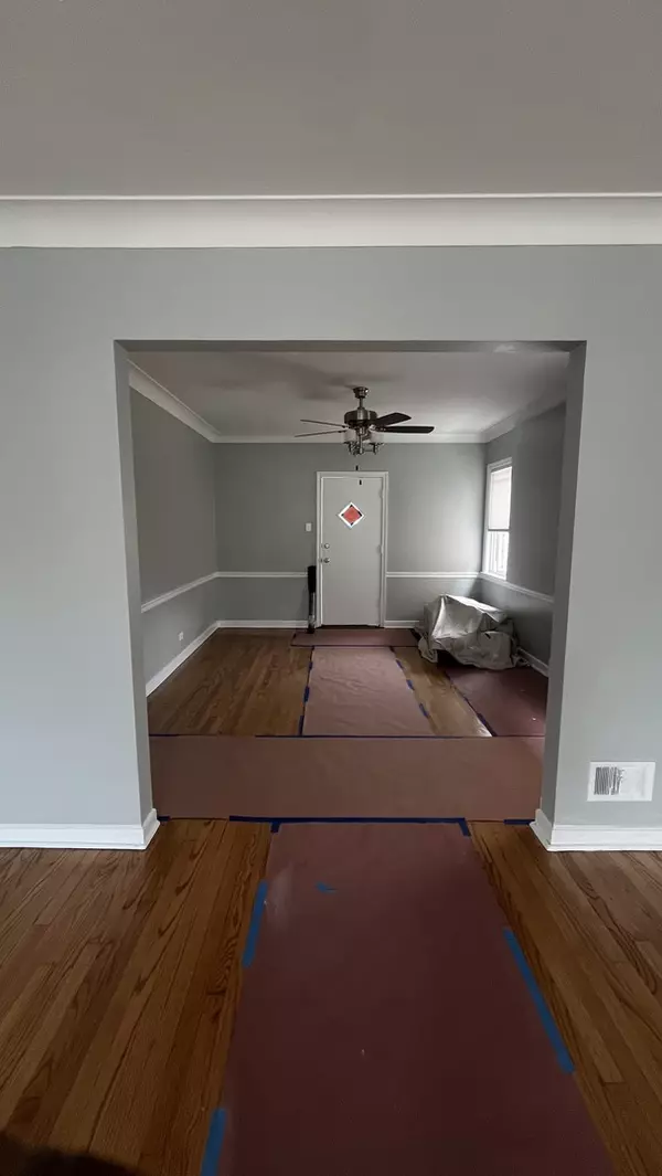 Chicago, IL 60644,5325 W Quincy ST