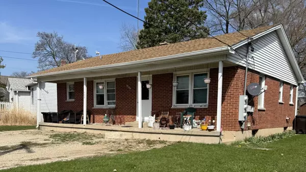 300 Barrington RD, Wauconda, IL 60084