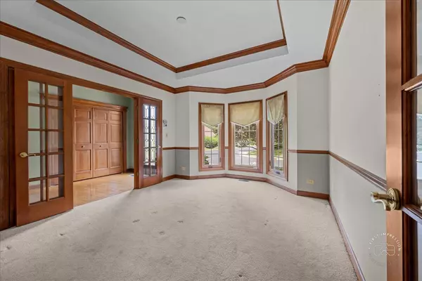 St. Charles, IL 60174,4101 St Andrews CT