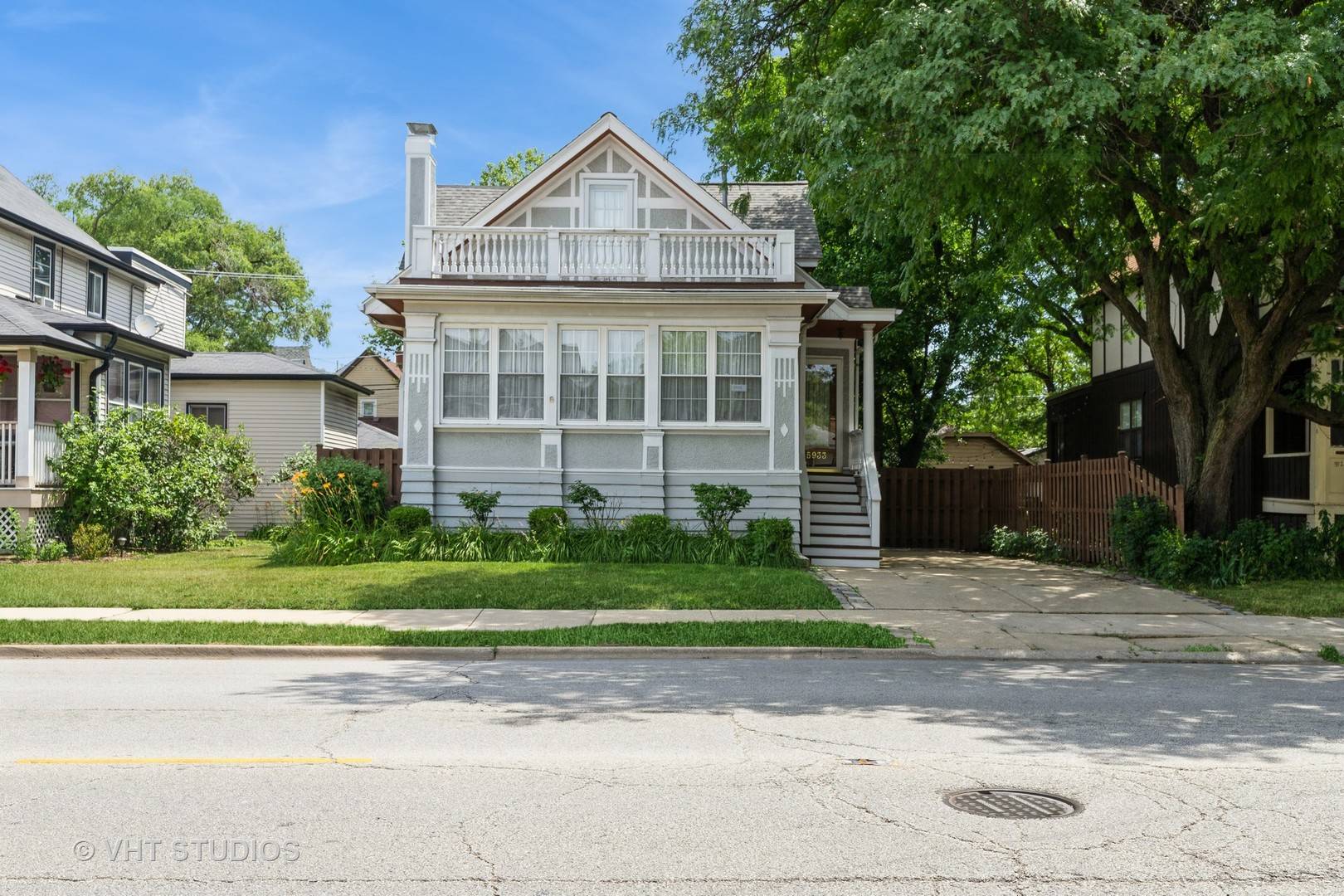 5933 N Harlem AVE, Chicago, IL 60631
