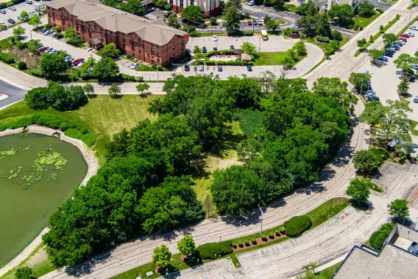 Lombard, IL 60148,250 St Regis