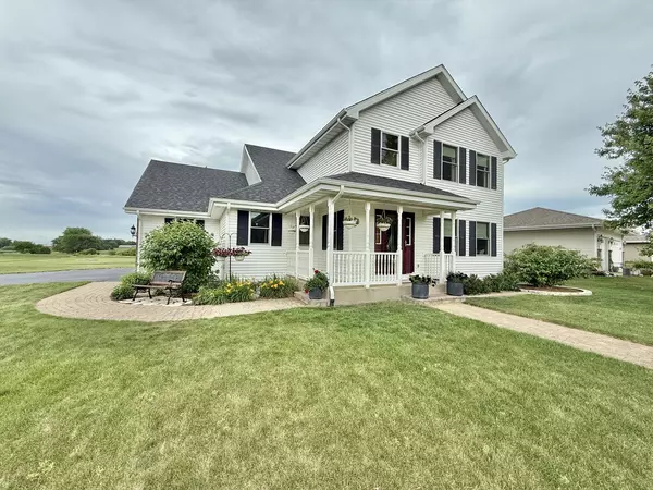 924 Jessica TRL, Winnebago, IL 61088