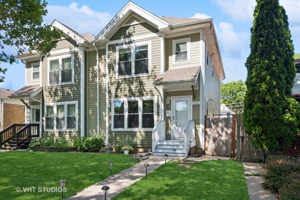 1828 Hovland CT, Evanston, IL 60201