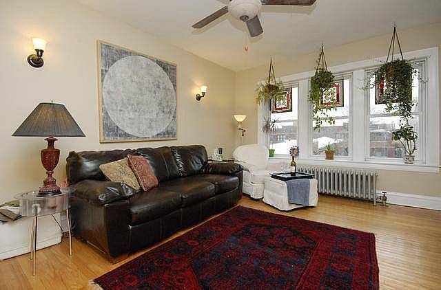 Chicago, IL 60625,3135 W LELAND AVE #3W