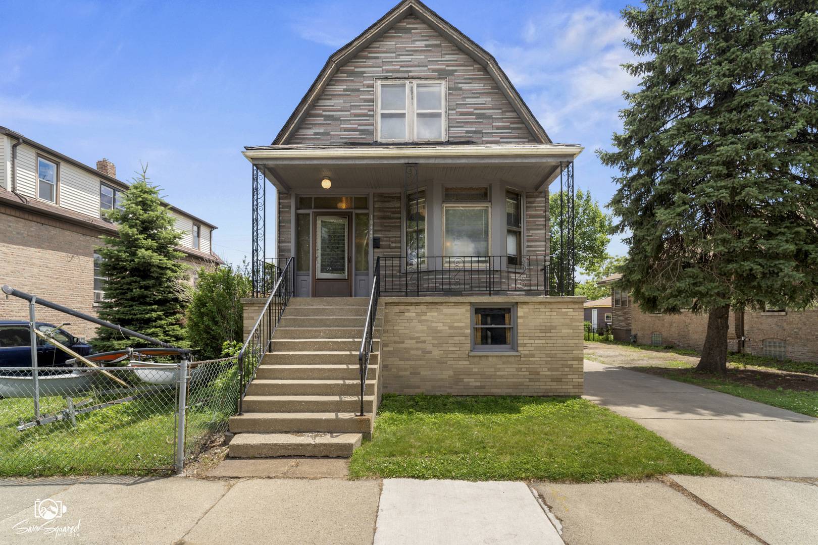10447-10449 S Avenue N, Chicago, IL 60617