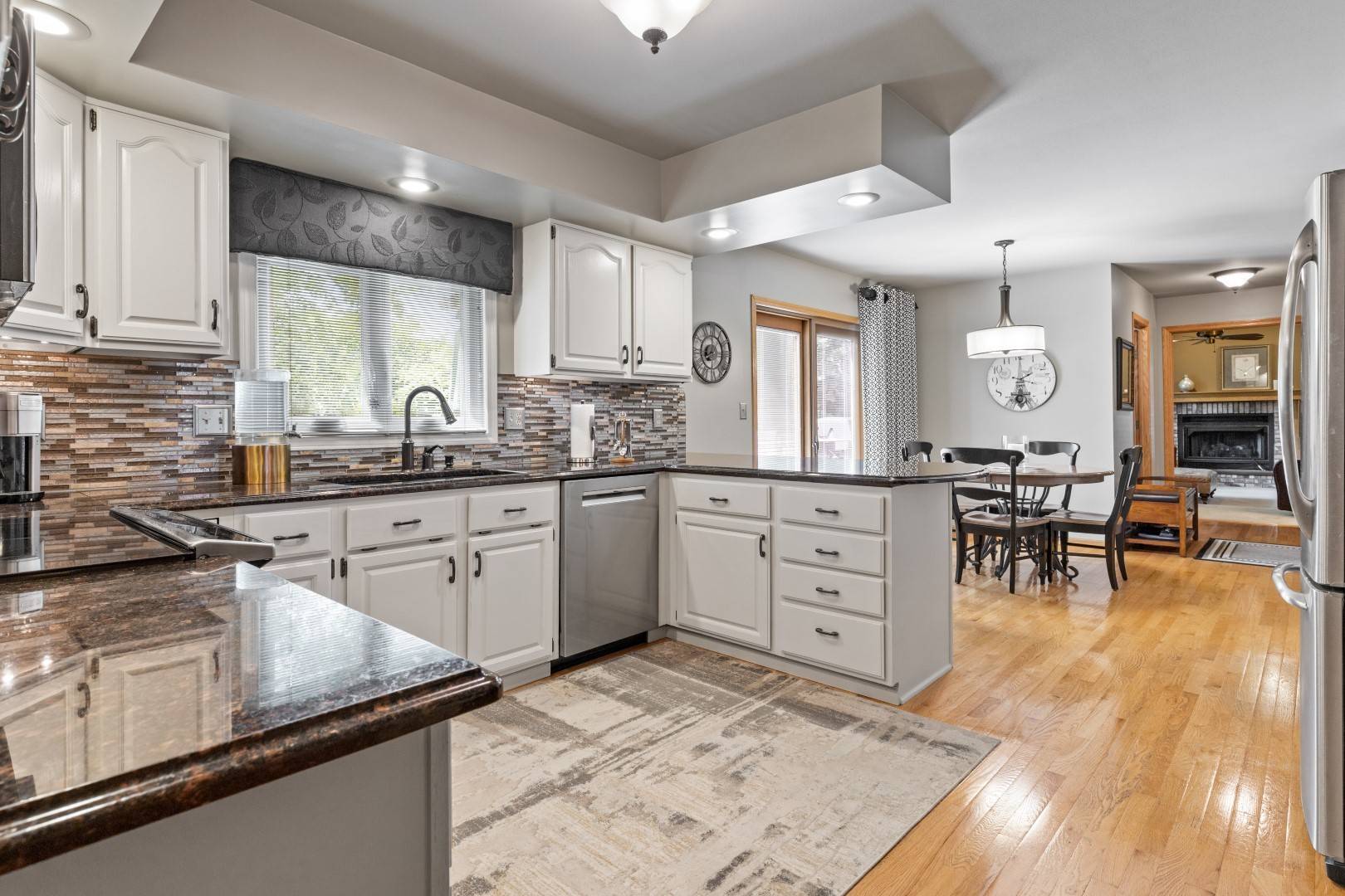 Rockford, IL 61114,3560 Thyme DR