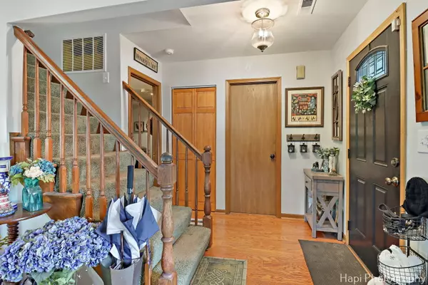 Mundelein, IL 60060,153 Knightsbridge DR