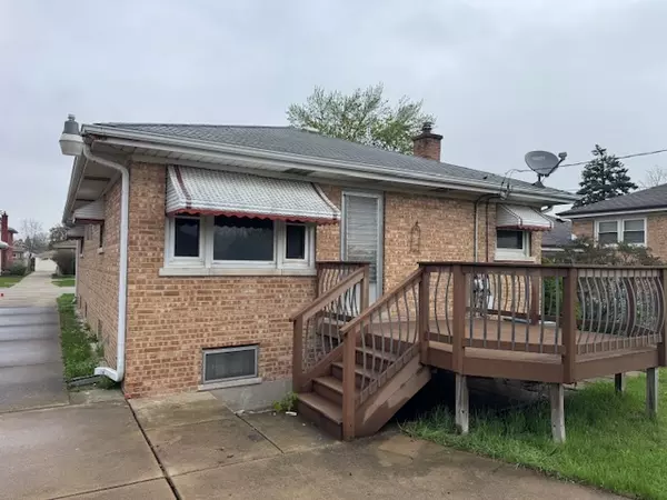 Morton Grove, IL 60053,5713 Reba ST