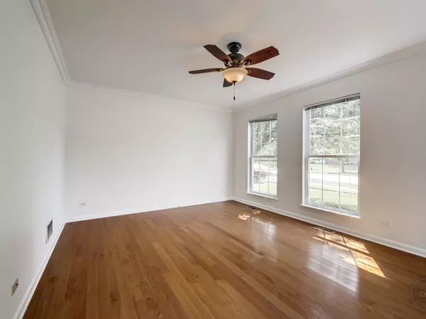 Plano, IL 60545,704 Searl ST