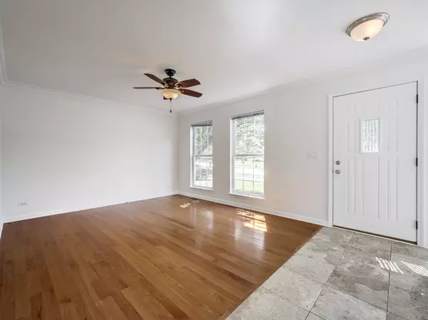 Plano, IL 60545,704 Searl ST