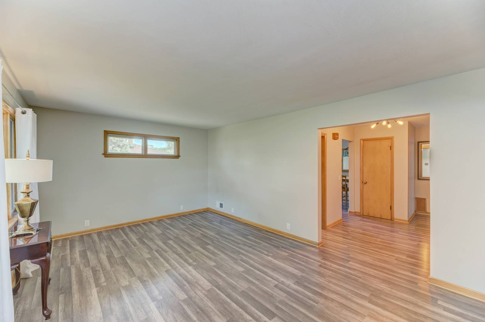 Crest Hill, IL 60403,1617 Oakland AVE