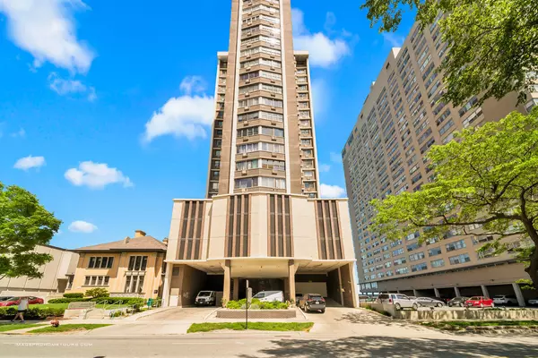 6325 N Sheridan RD #1903, Chicago, IL 60660