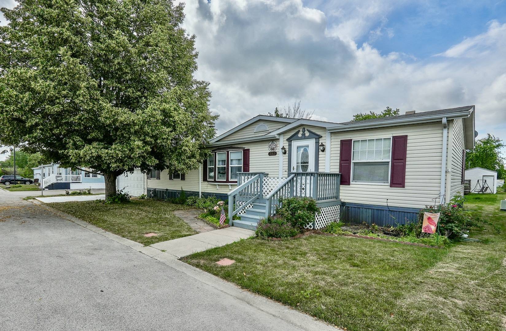 153 Chad CT, Manteno, IL 60950