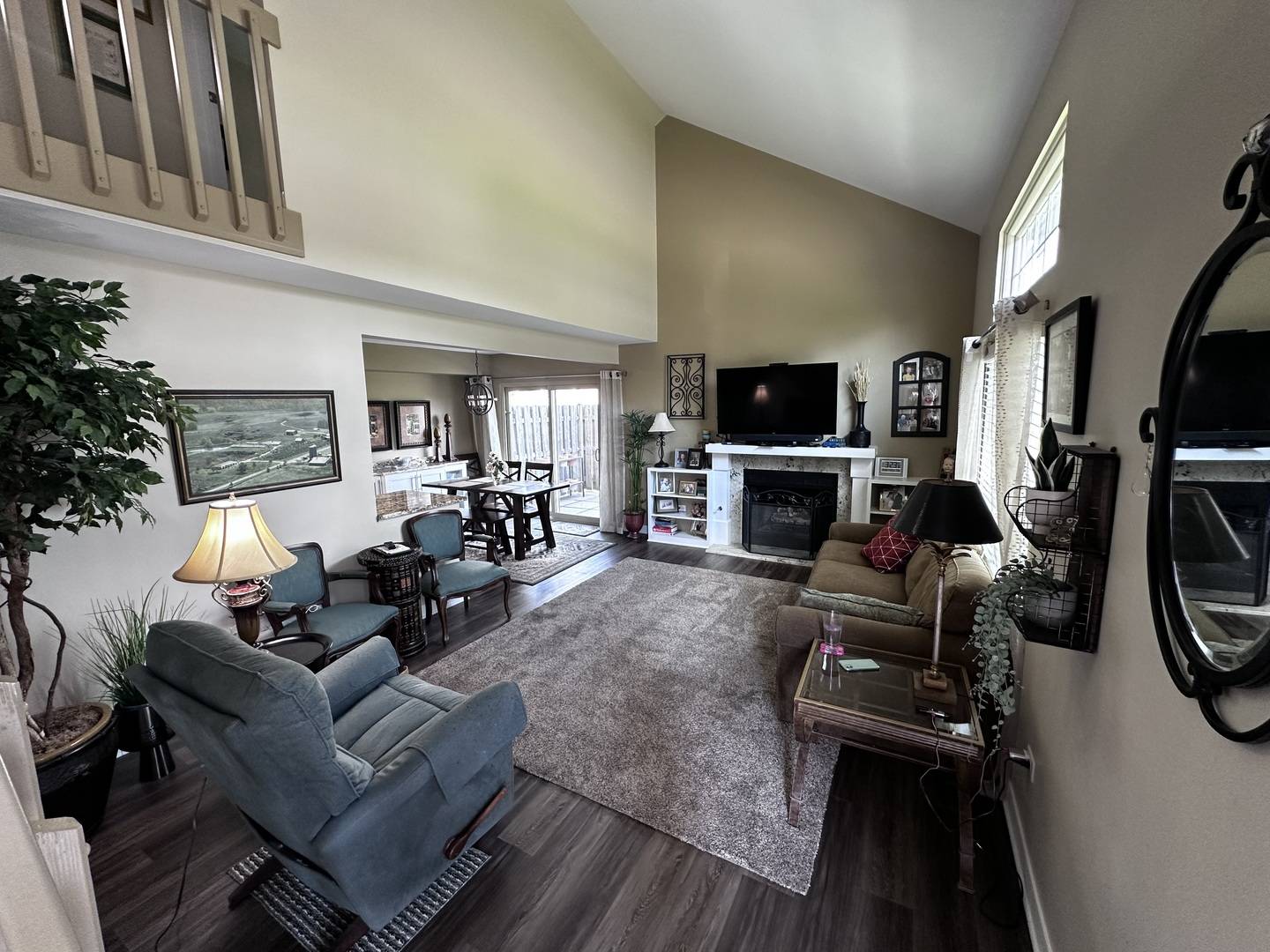 Palatine, IL 60067,1338 N Knollwood DR