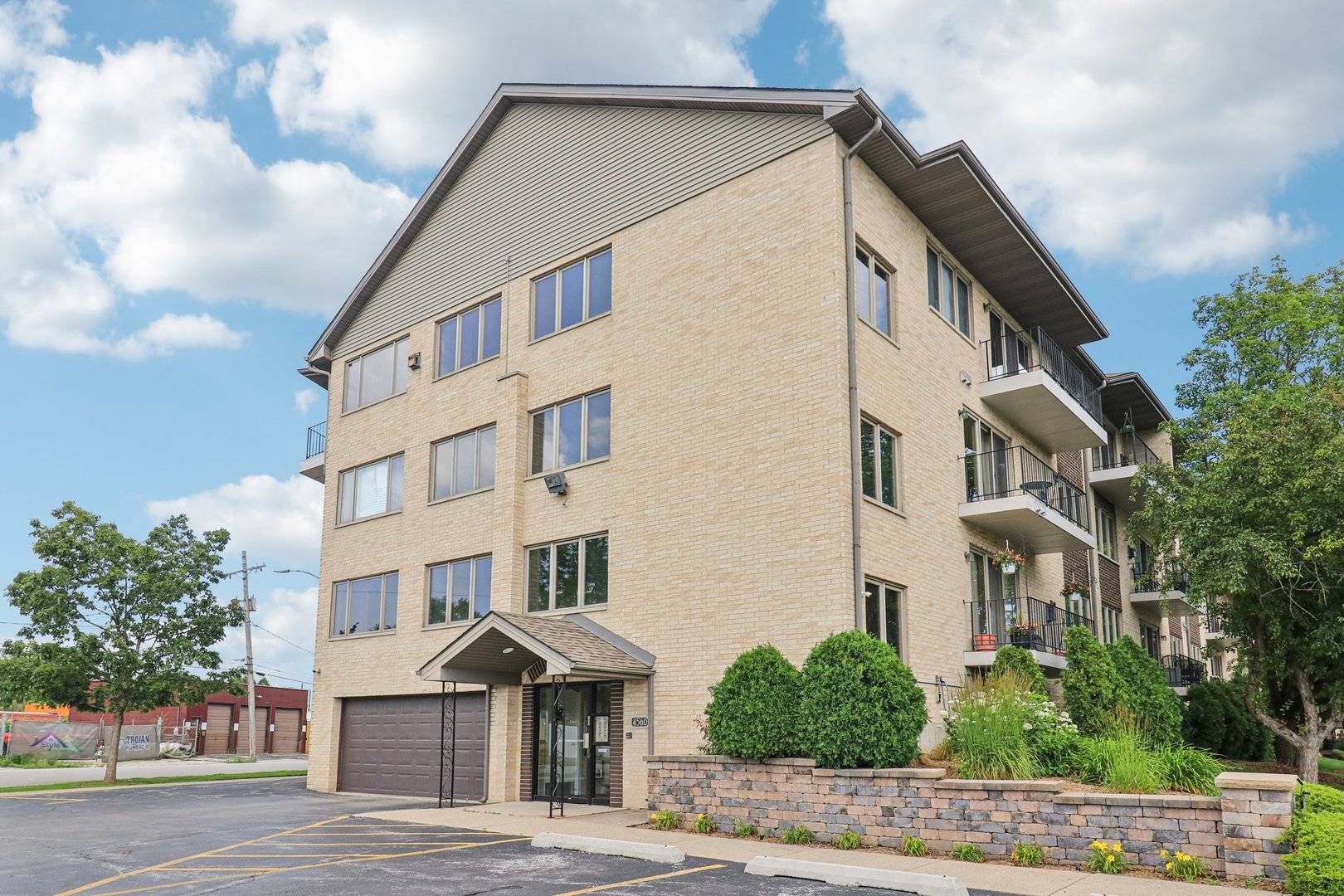 Oak Lawn, IL 60453,4560 W 93rd ST #2D