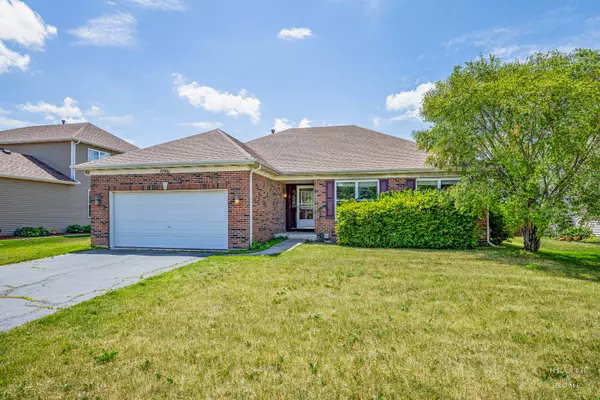 10961 Preston Pkwy, Huntley, IL 60142