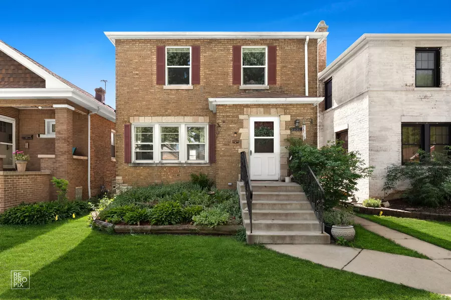3328 Oak AVE, Brookfield, IL 60513