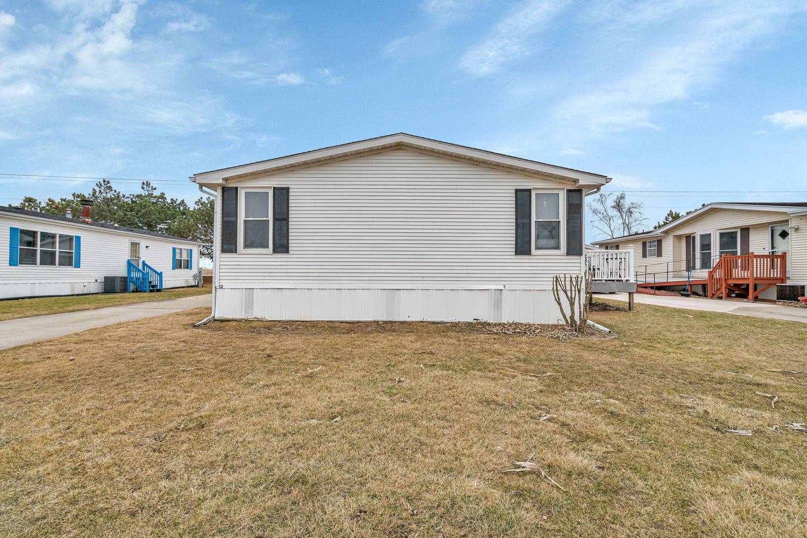 Beecher, IL 60401,12 Drake LN