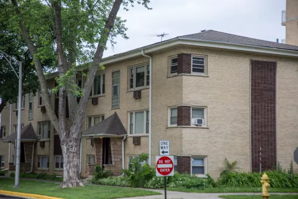 7301 Dixon ST #5, Forest Park, IL 60130