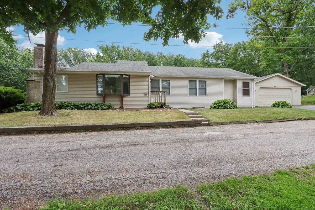 Ingleside, IL 60041,26931 W Marion CT