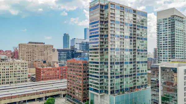 Chicago, IL 60607,611 S Wells ST #2301