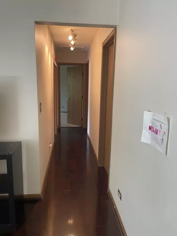 Schaumburg, IL 60193,216 CHARLESTON CT #8