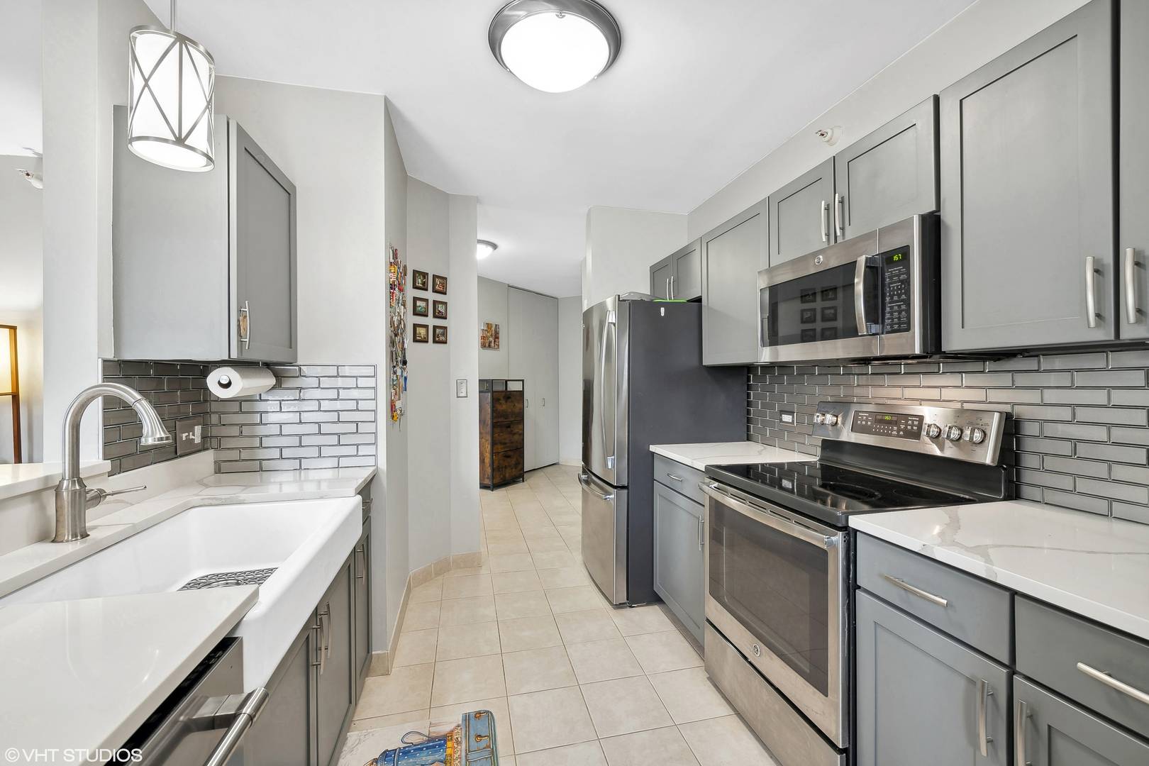 Chicago, IL 60601,222 N Columbus DR #2408