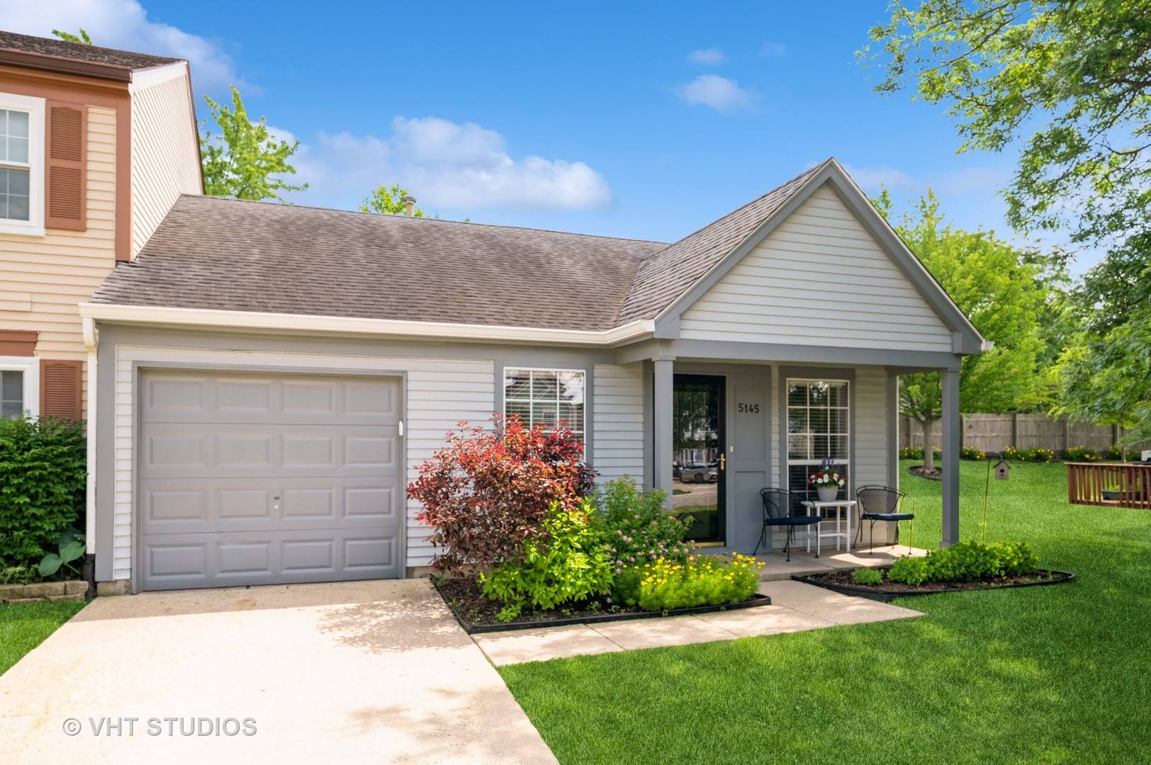 5145 Pembrook CT, Gurnee, IL 60031