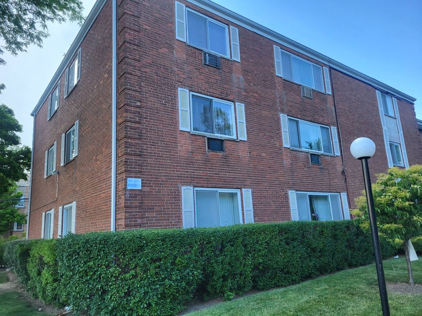 8440 Skokie BLVD #102, Skokie, IL 60077
