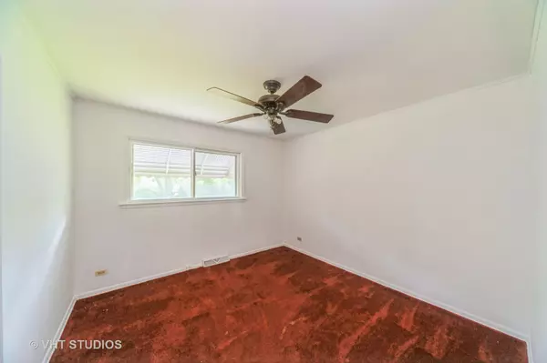 Highland Park, IL 60035,626 Barberry RD