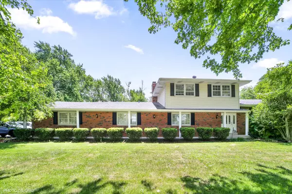 24341 W 103rd ST, Naperville, IL 60564