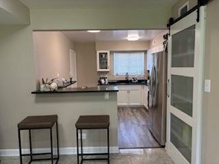 Des Plaines, IL 60016,9388 Bay Colony DR #1S
