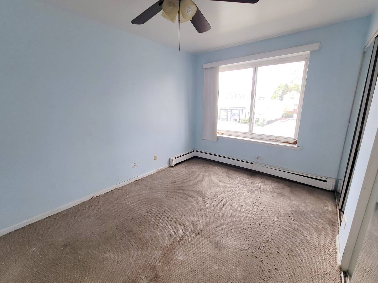 Berwyn, IL 60402,1227 S Harlem AVE #208