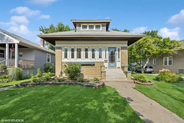 1023 Lathrop AVE,  Forest Park,  IL 60130