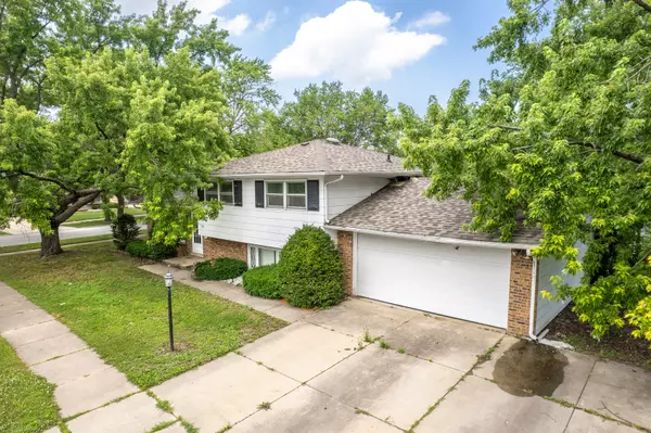 Glenwood, IL 60425,555 N Cherry DR