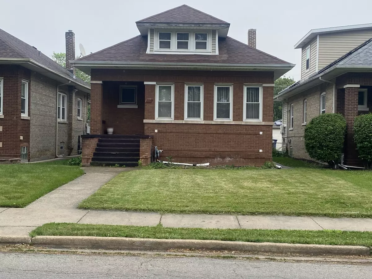 Maywood, IL 60153,239 S 17th AVE