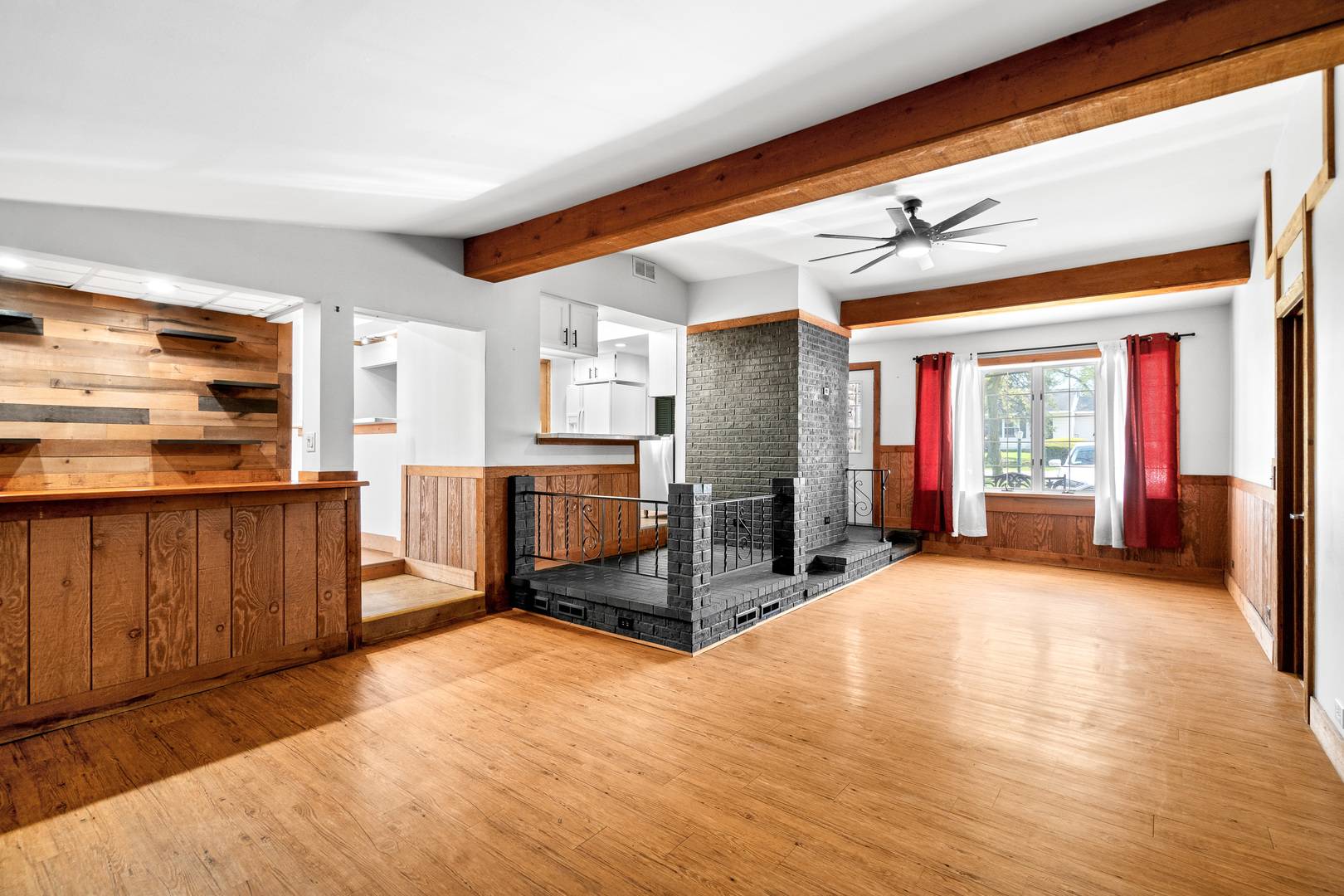 Burr Ridge, IL 60527,150 W 74th ST