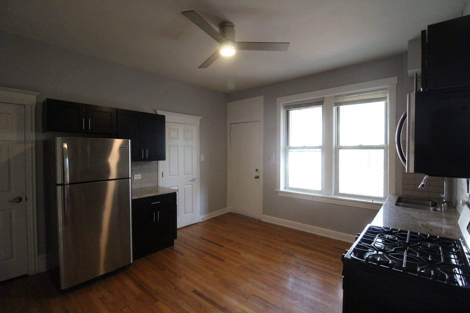 Chicago, IL 60622,1435 N Ashland AVE #3R