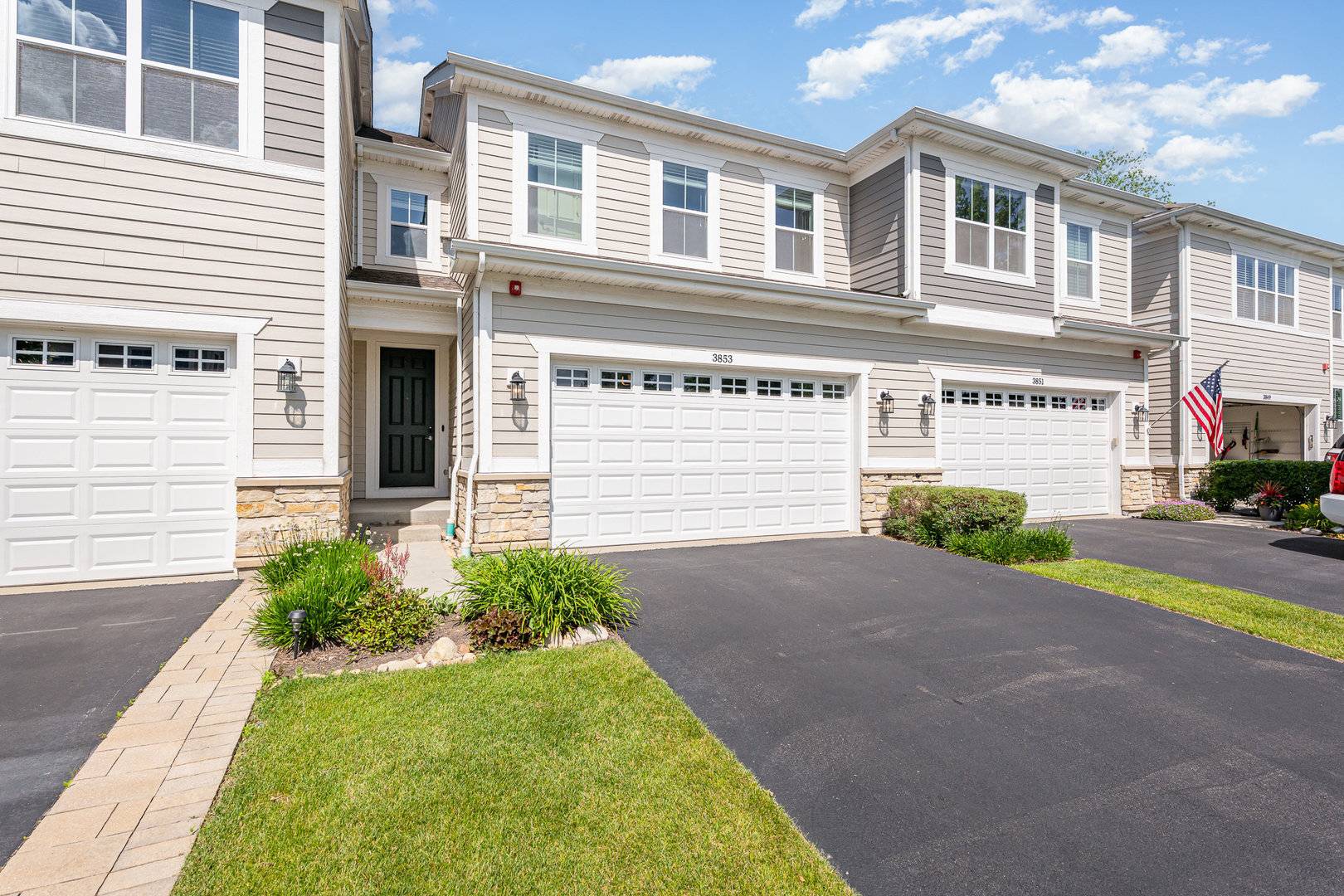 Northbrook, IL 60062,3853 Provenance WAY