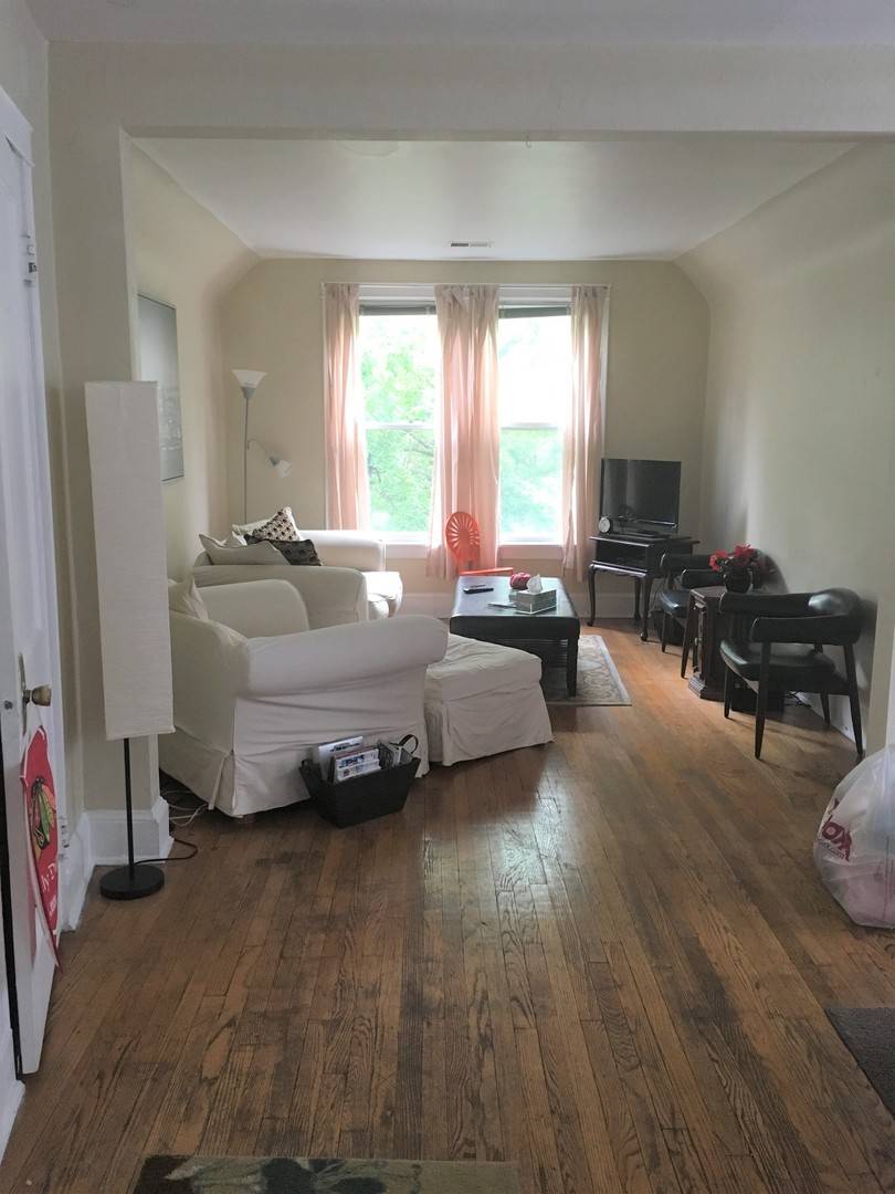 Chicago, IL 60613,3822 N Wayne AVE #3