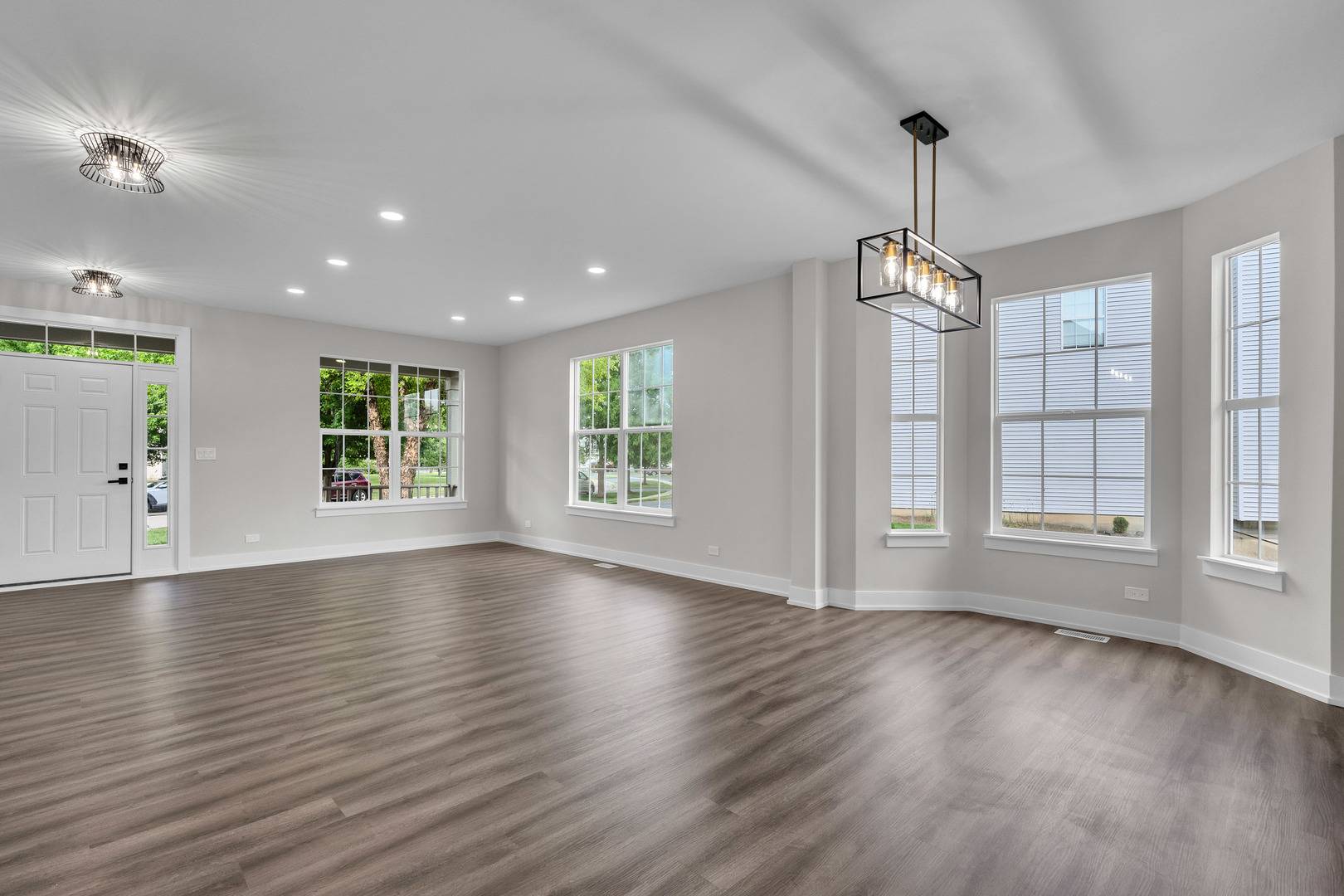 Round Lake, IL 60073,2054 S Jonathan DR